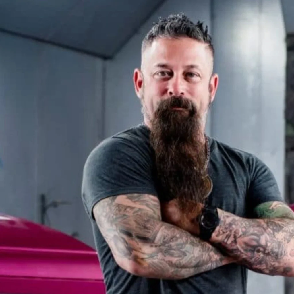 We Just Had 1 Tidal Wave in the Middle of Nowhere, Texas Casket Maker Donates Free Urns to Families Hit by Hill Country Floods 2 Texas Floods: SoulShine Industries Donates Urns and Caskets to Grieving Families